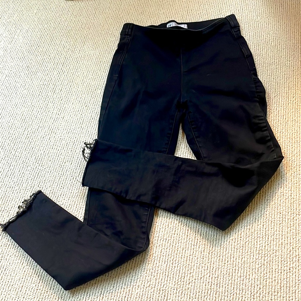 🌿Free People black denim stretch pants size 25🌿